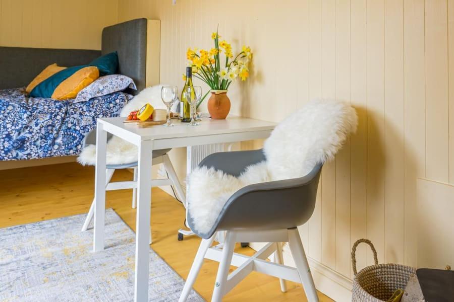 The Baytree Shepherds Hut Villa Stonehouse  Kültér fotó